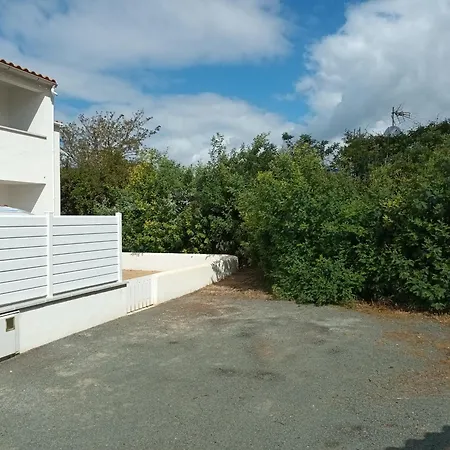 Maison Bord De Mer, Dans Impasse Au Calme D'une Residence. Σπίτι διακοπών