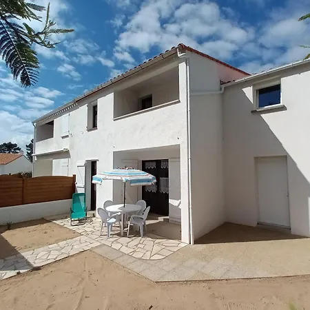 Maison Bord De Mer, Dans Impasse Au Calme D'une Residence. Tatil Evi