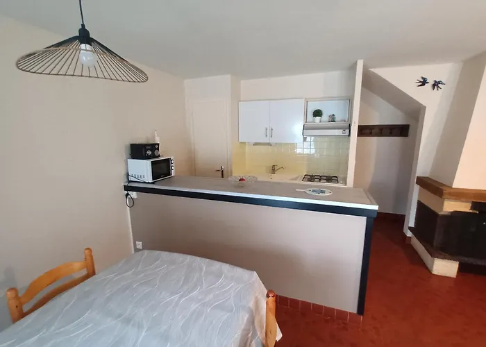 بيت للعطل Maison Bord De Mer, Dans Impasse Au Calme D'une Residence. *