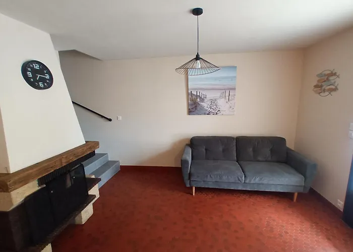 بيت للعطل Maison Bord De Mer, Dans Impasse Au Calme D'une Residence. *